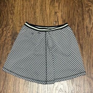 Talbots Black and White Mini Skirt with black short attached, Woman small, (6-8)